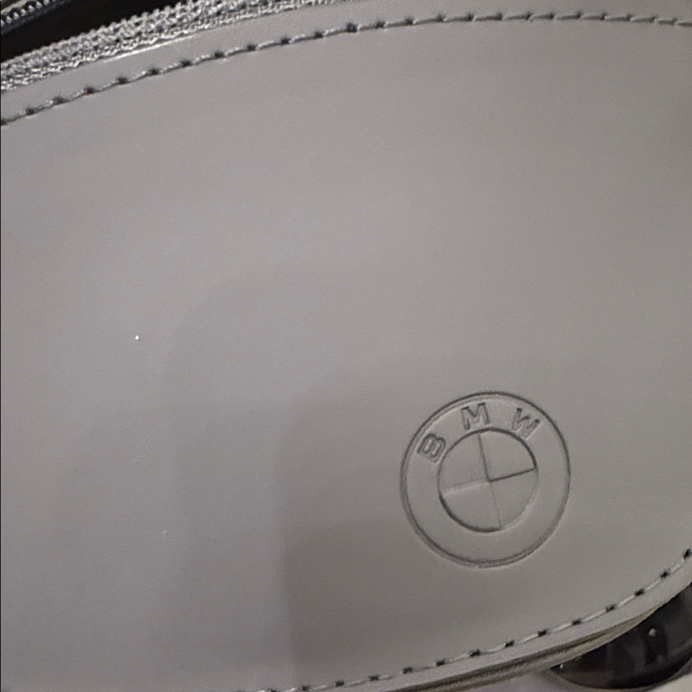 BMW Black and Brown Sunglasses - Picture 3 of 6